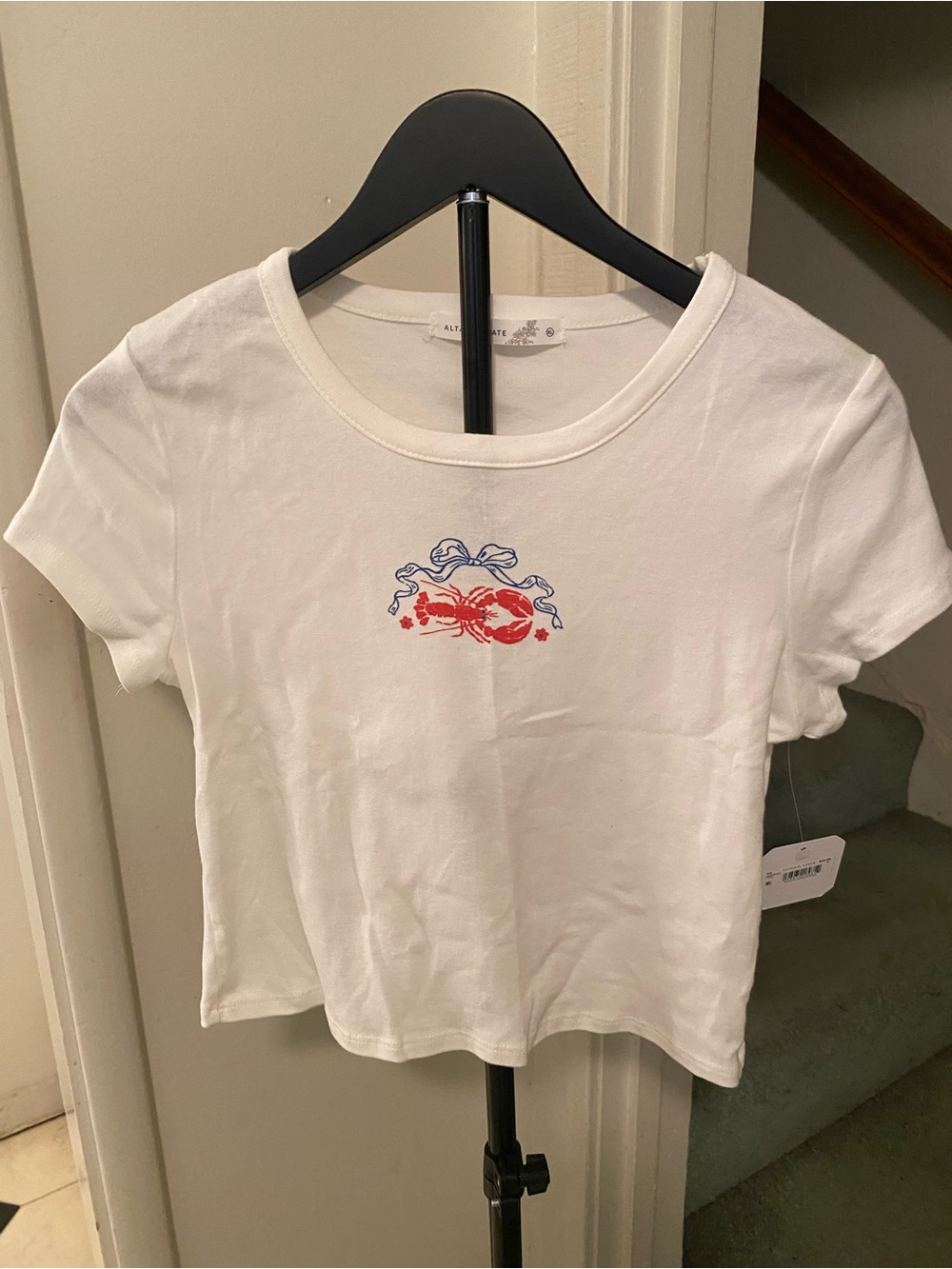 NWT Altar’d State White Short-Sleeve Tee with Red and Blue Lobster Graphic XL
